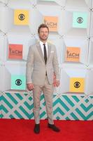 las vegas, 3 de abril - dierks bentley na 51st academy of country music awards chegadas ao hotel four seasons em 3 de abril de 2016 em las vegas, nv foto