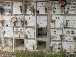 monterosso al mare, itália - 8 de junho de 2019 - vila pitoresca de cinque terre itália antigo cemitério foto