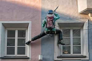 alpinista em um edifício foto