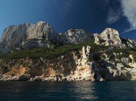 golfo de orosei cala gonone rochas mar falésias sardenha itália foto