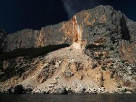 golfo de orosei cala gonone rochas mar falésias sardenha itália foto