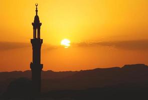 Mesquita no Egito ao pôr do sol foto