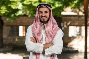 jovem árabe foto