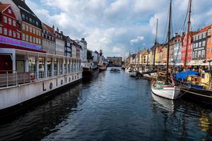 porto de nuhavn em copenhague foto