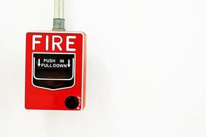 alarme de incêndio no prédio da fábrica para segurança foto