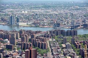 nova york - eua - 13 de junho de 2015 vista aérea de manhattan da torre da liberdade foto