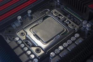 close-up soquete da CPU na placa-mãe do pc foto