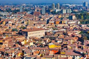 vista panorâmica da torre asinelli, bolonha foto