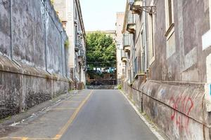 rua de pedra na cidade de catania, sicília foto