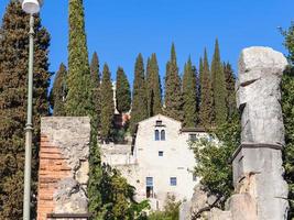 museu de arqueologia no teatro romano em verona foto