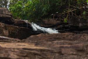 cachoeira no camboja foto