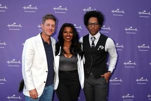 los angeles 30 jul - kevin rahm, keesha sharp, johnathan fernandez no gabrielle union organiza a festa de lançamento da campanha hallmark s put it into words na lombardi house em 30 de julho de 2018 em los angeles, ca foto