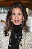 los angeles, 19 nov - kristian alfonso no lançamento do livro e autógrafo por dias de nossas vidas 45 anos - uma celebração em fotos e um segredo em salem na barnes and noble bookstore, the grove em 19 de novembro de 2010 em los angeles, ca