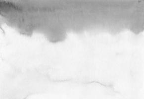 textura de fundo gradiente cinza calma aquarela, pintados à mão. cenário artístico preto e branco, manchas no papel. papel de parede de pintura monocromática aquarelle. foto