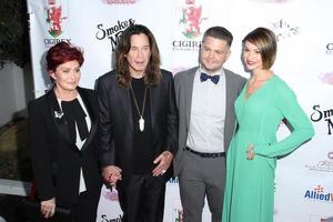 los angeles, 13 de setembro - sharon osbourne, ozzy osbourne, jack osbourne, lisa osbourne no espetáculo de verão da fundação brent shapiro de 2014 em residência particular em 13 de setembro de 2014 em beverly hills, ca foto