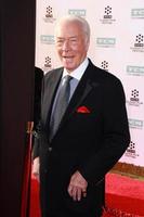 los angeles, 26 de março - christopher plummer no festival de cinema clássico 2015 tcm noite de gala de abertura do 50º aniversário exibição do som da música no teatro chinês tcl em 26 de março de 2015 em los angeles, ca foto