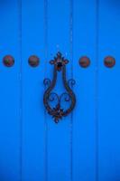 velha porta marroquina de Essaouira foto