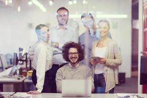 retrato de empresários bem sucedidos foto