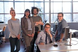 retrato de uma equipe de negócios em uma reunião foto