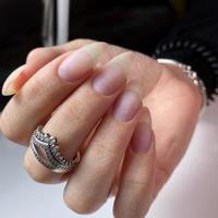 unhas femininas sem manicure foto