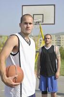 time de jogadores de basquete foto