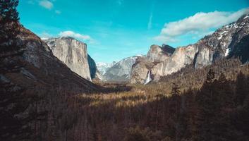 paisagem no parque nacional de yosemite foto