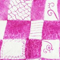 ornamento quadrado rosa e branco abstrato em batik foto