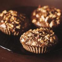 muffins de aveia marrom foto