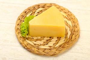 prato de queijo parmesão foto