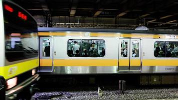 Estação Shinjuku, Shinjuku-ku, Japão foto