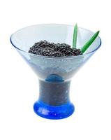 caviar preto em branco foto
