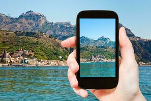 imagem de taormina - estância turística popular foto