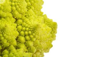 repolho romanesco em branco foto