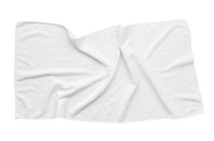 toalha de praia branca isolado fundo branco foto