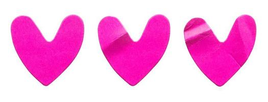 adesivo de forma de coração rosa isolado no fundo branco foto