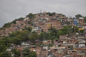 favela da mangueira de dia foto