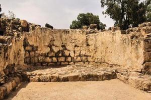 uma vista da antiga cidade romana de beit shean em israel foto