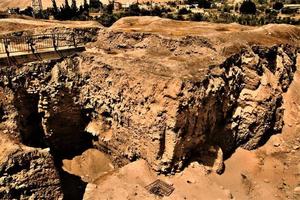 uma vista da cidade velha de jericó em israel foto