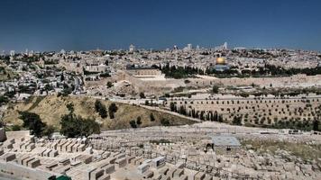 vista de jerusalém do monte das oliveiras foto