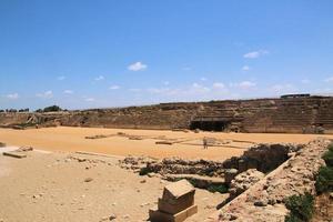 caeserea em israel em maio de 2016 uma vista da antiga cidade romana de caeserea em israel foto