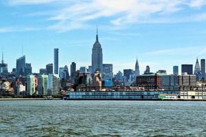 uma vista panorâmica de nova york foto