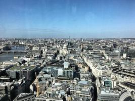 uma vista aérea de Londres foto