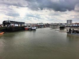 uma vista de frente para o mar em bridlington em yorkshire foto