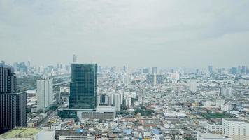 vista do centro de bangkok tailândia alto ângulo veja a cidade em uma ampla área foto