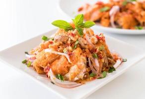 salada de frango picante foto