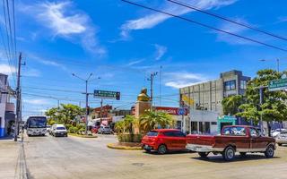 playa del carmen quintana roo méxico 2022 estrada de rua típica e paisagem urbana de playa del carmen méxico. foto