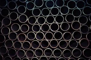 tubos de metal cinza