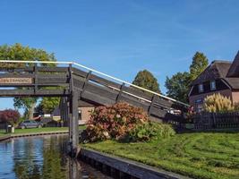 vila de giethoorn na holanda foto