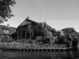 a vila holandesa giethoorn foto