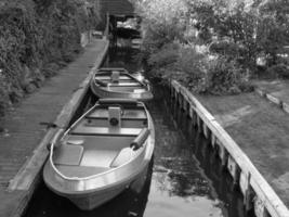 a vila holandesa giethoorn foto